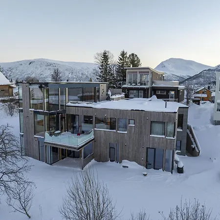 Apartamento Ecological Wood House With A Garden Tromsø