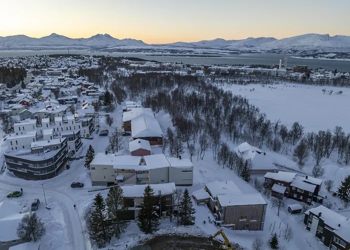 Ecological Wood House With A Garden Apartamento Tromsø